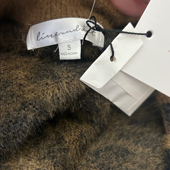 NWT (size small) LINE AND DOT Monroe Leopard Cardigan - Picture 5 of 9